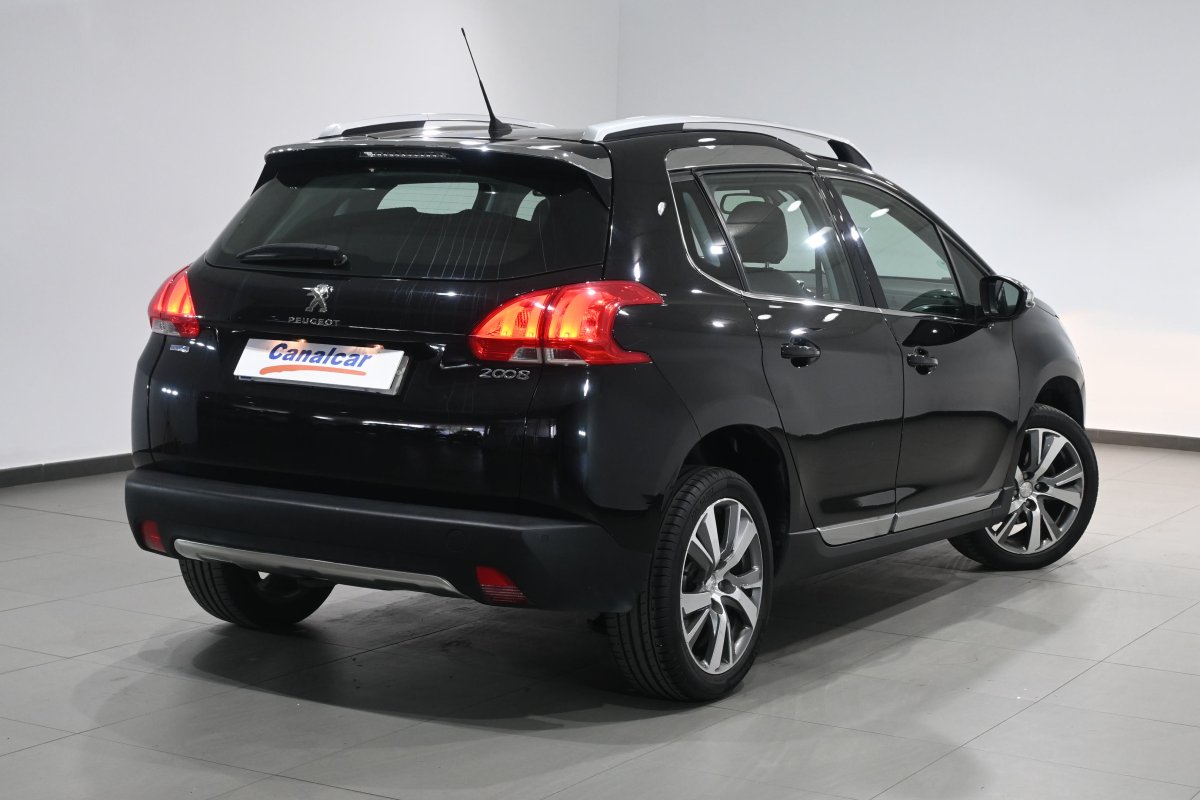 Foto Peugeot 2008 4