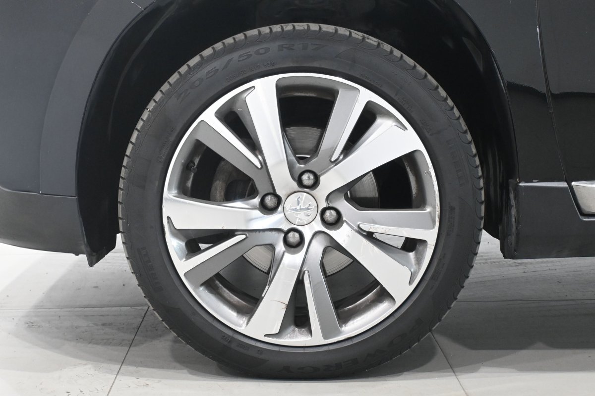 Foto Peugeot 2008 29