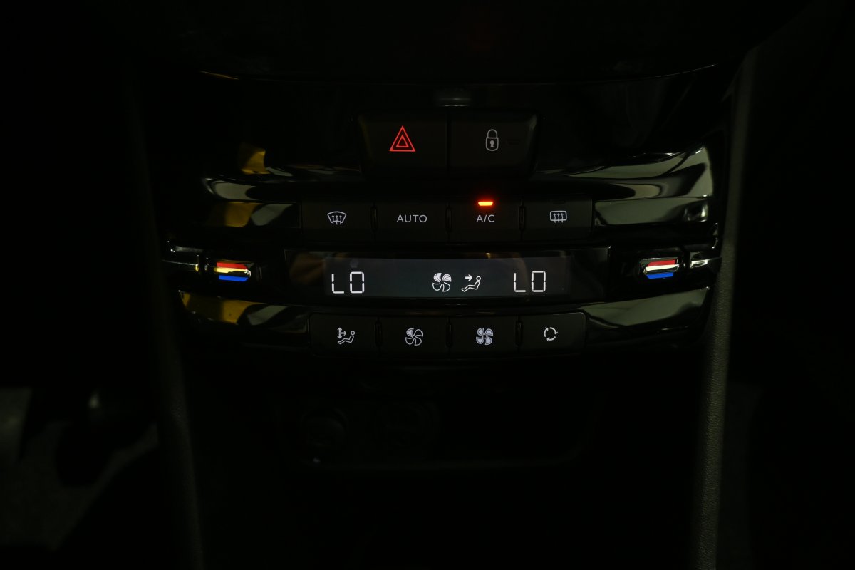 Foto Peugeot 2008 17