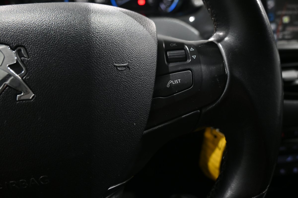 Foto Peugeot 2008 23