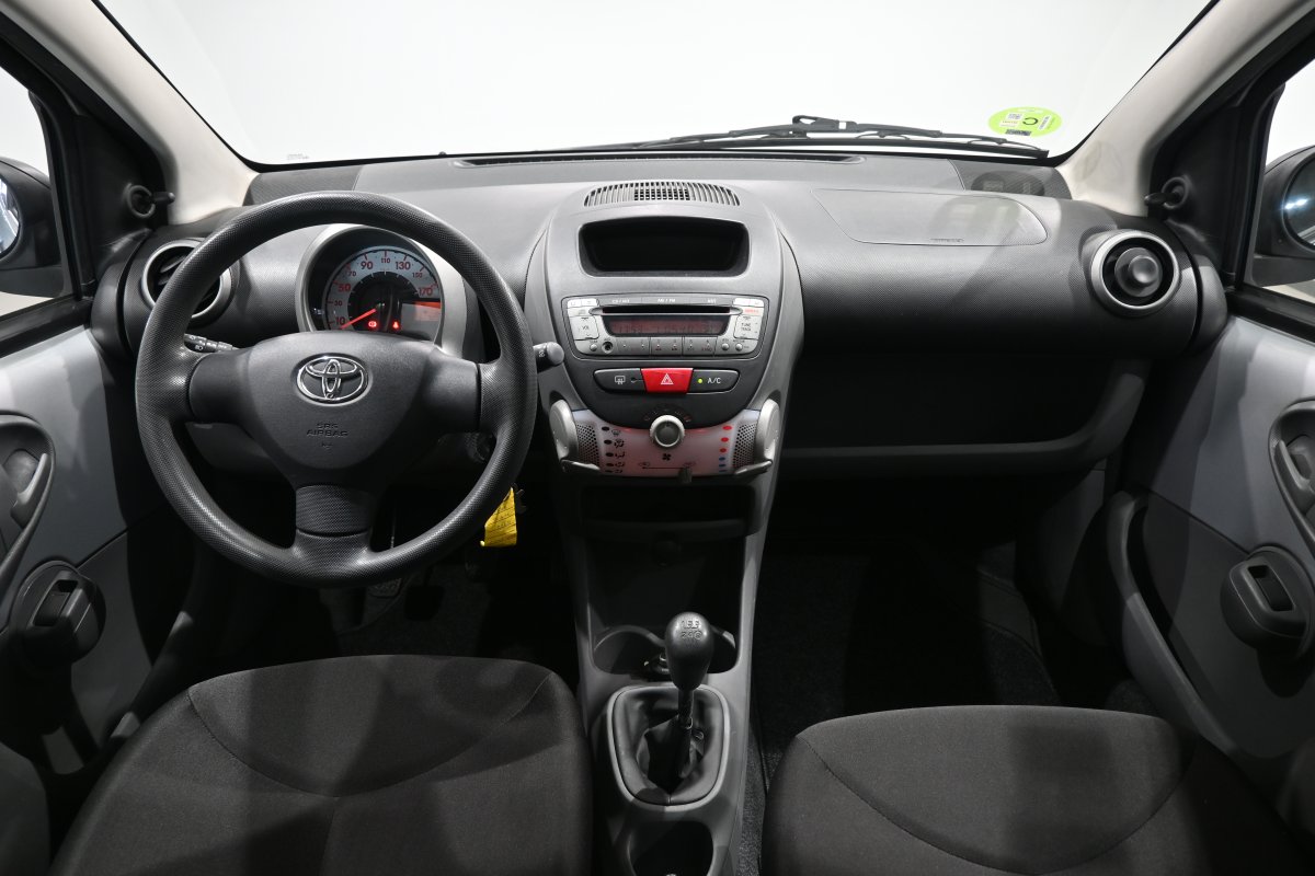 Foto Toyota Aygo 16