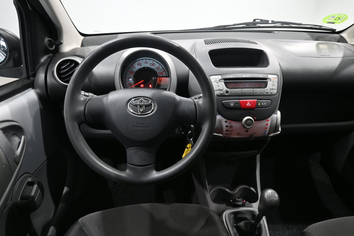 Foto Toyota Aygo 17
