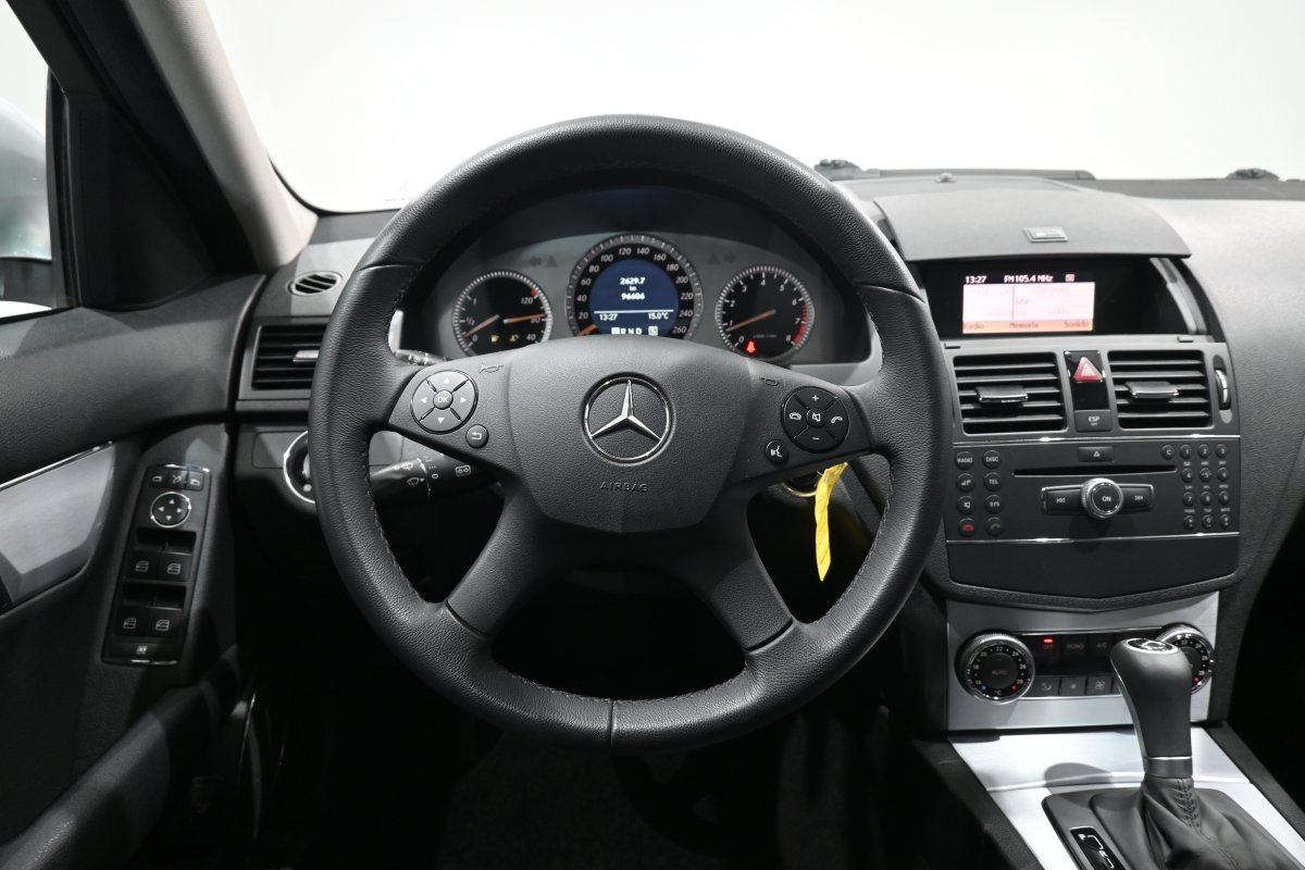Foto Mercedes-Benz C 17
