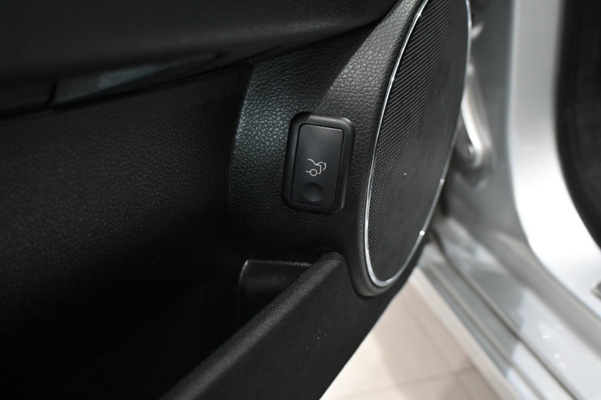 Foto Mercedes-Benz C 26