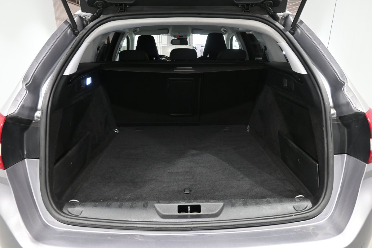 Foto Peugeot 308 8
