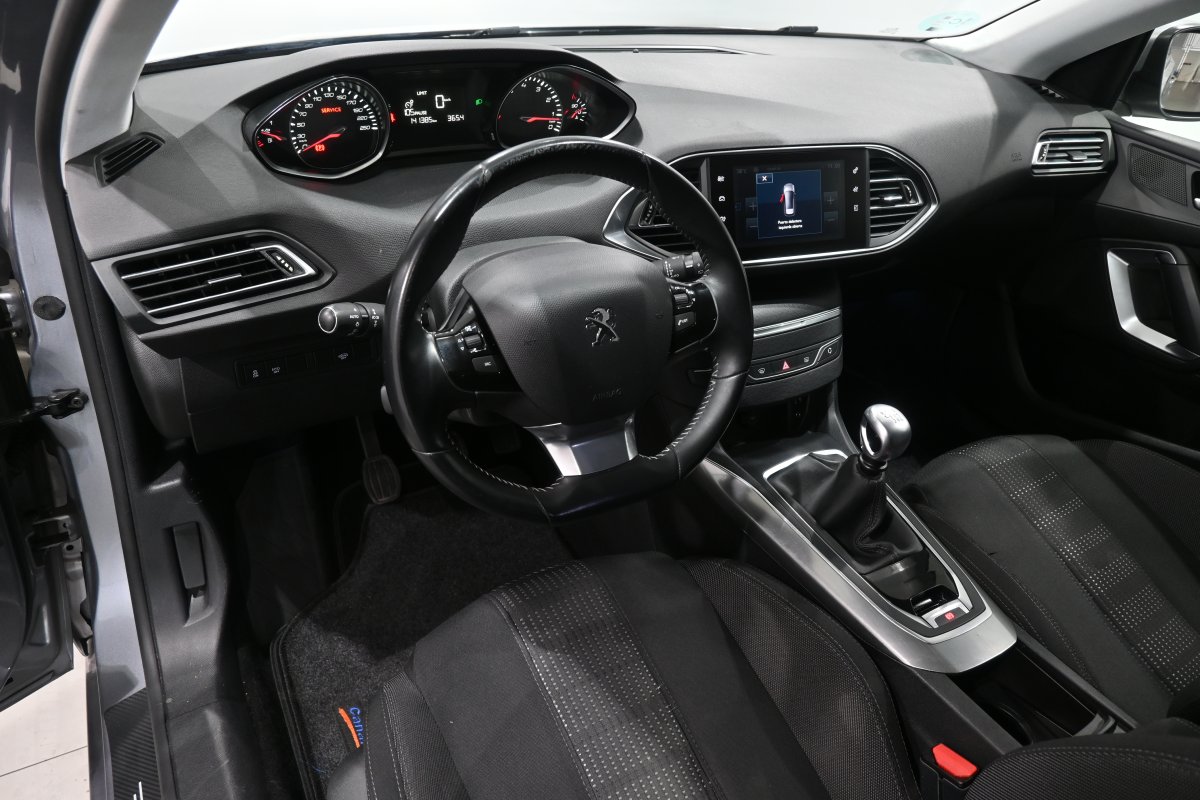 Foto Peugeot 308 9