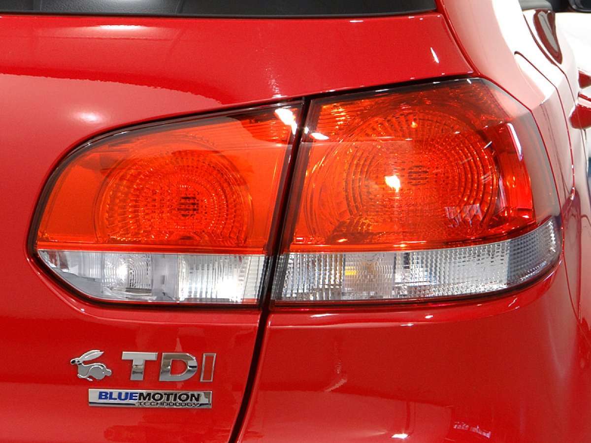 Foto Volkswagen Golf 16