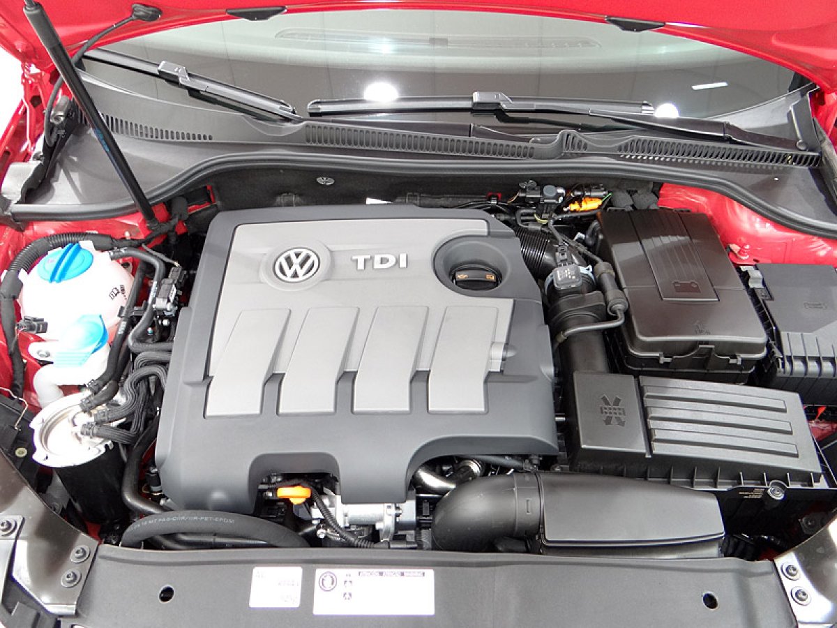 Foto Volkswagen Golf 18