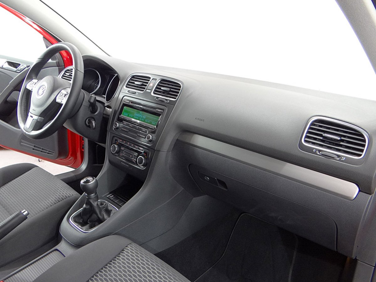 Foto Volkswagen Golf 26