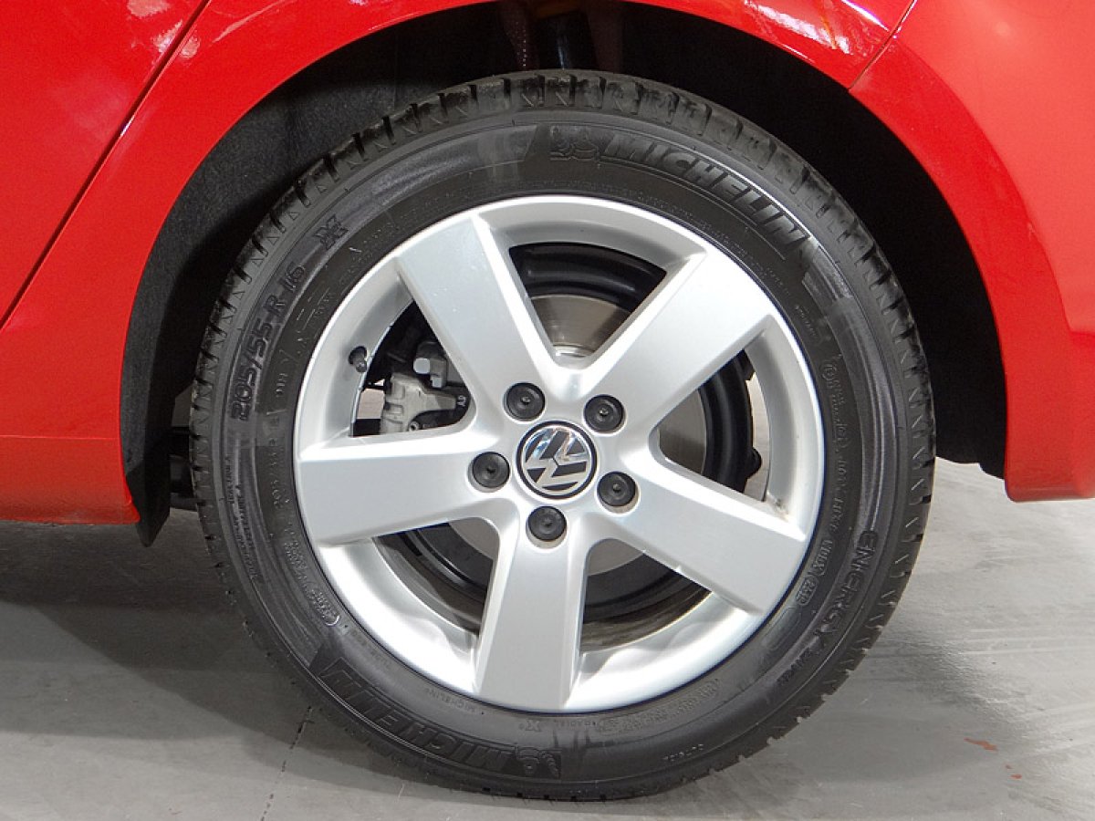 Foto Volkswagen Golf 39