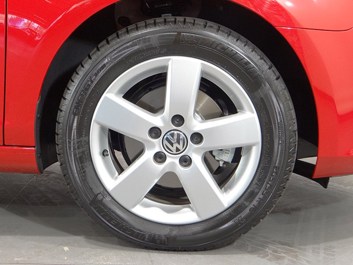 Foto Volkswagen Golf 41