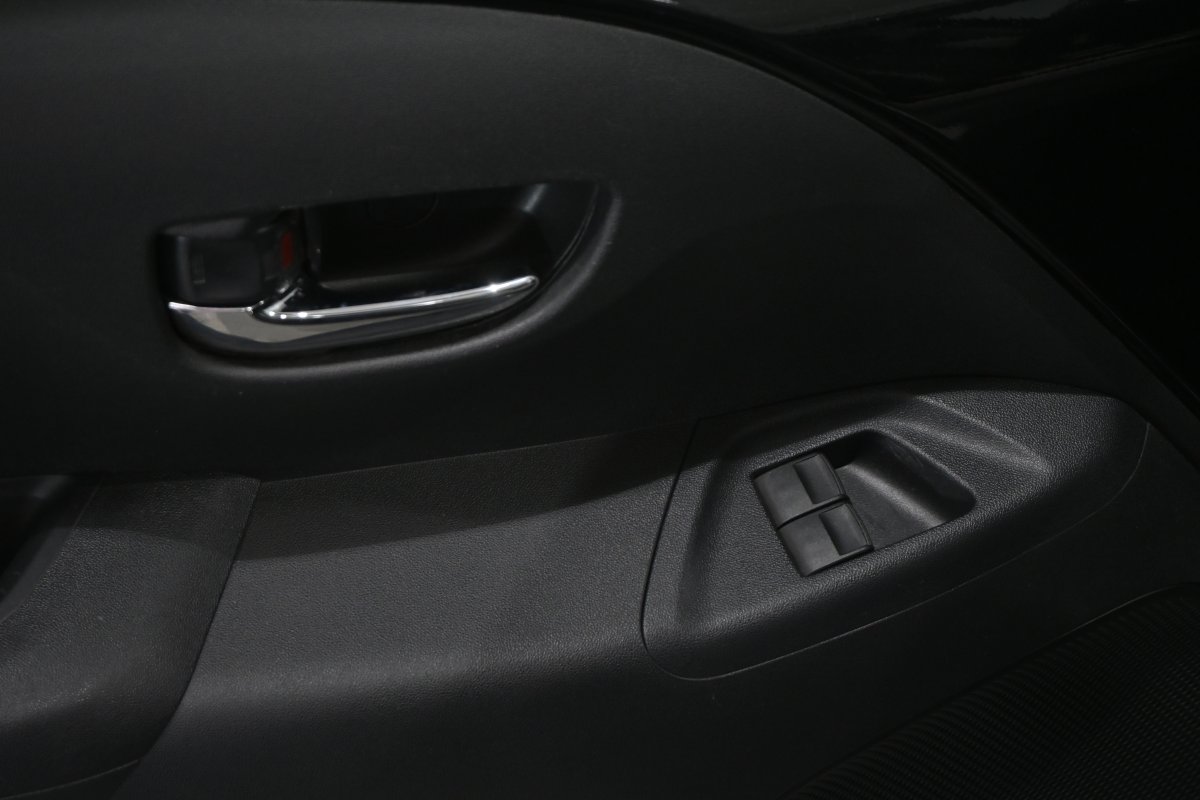 Foto Peugeot 108 23