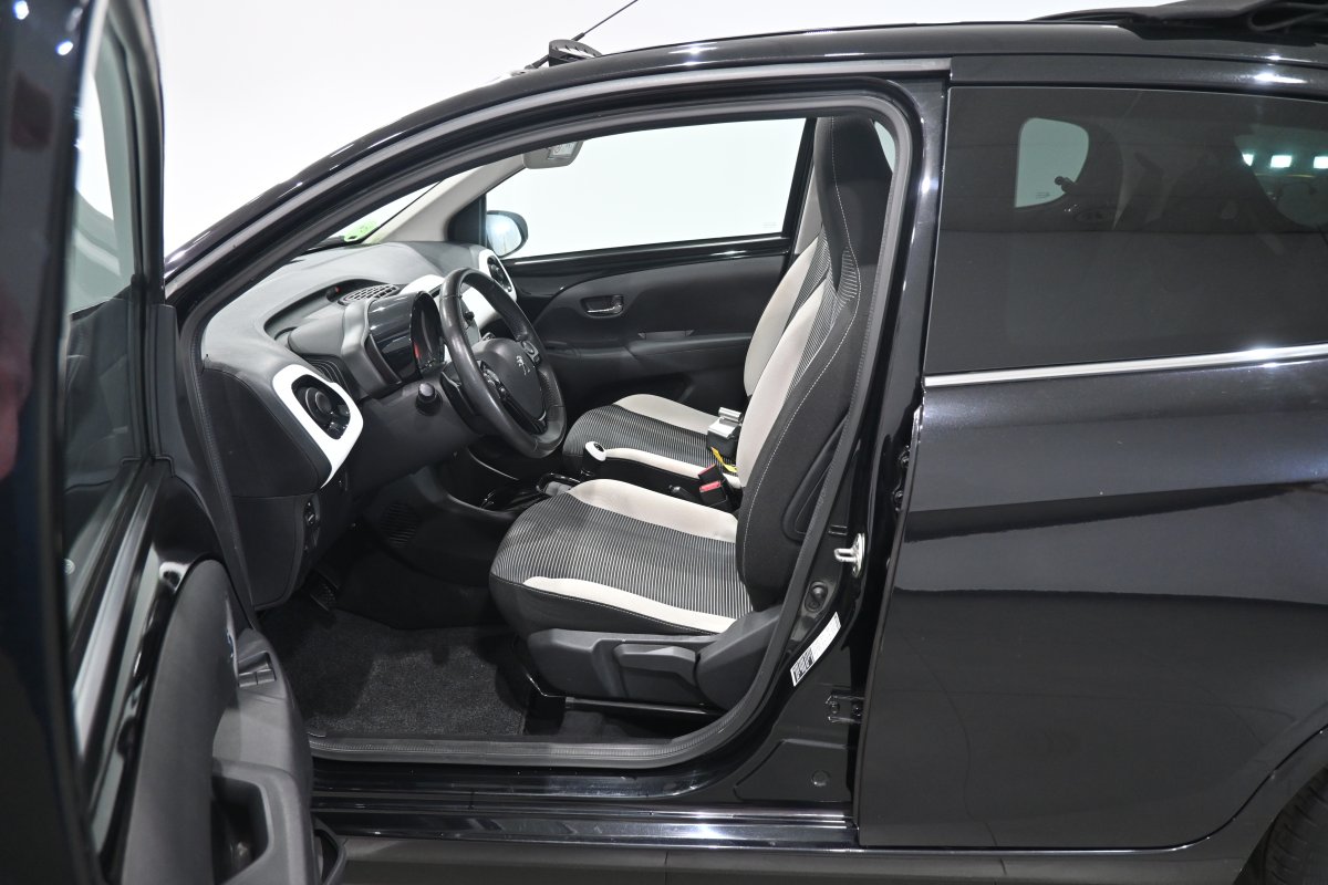 Foto Peugeot 108 9