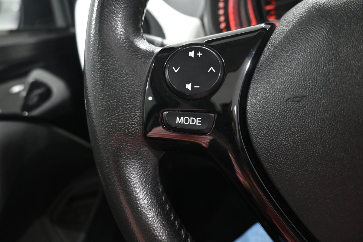 Foto Peugeot 108 17