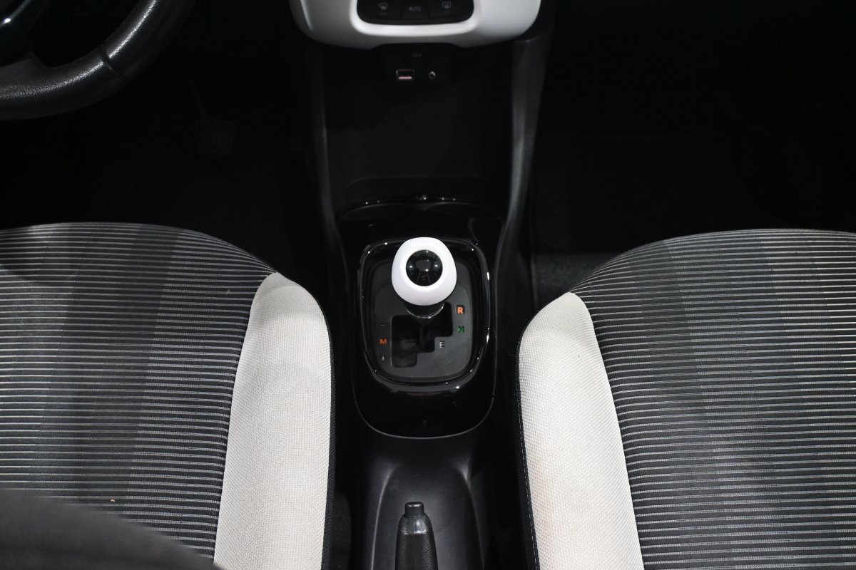 Foto Peugeot 108 16