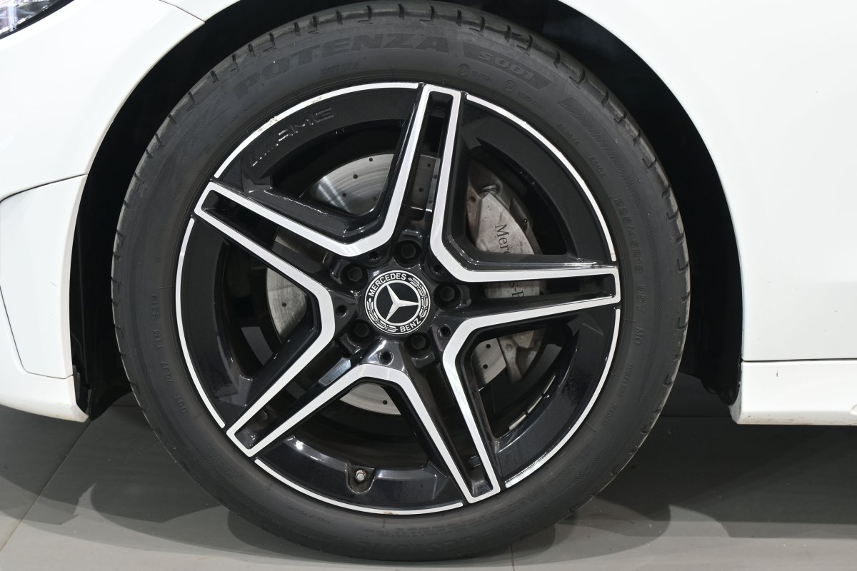 Foto Mercedes-Benz Clase C 33