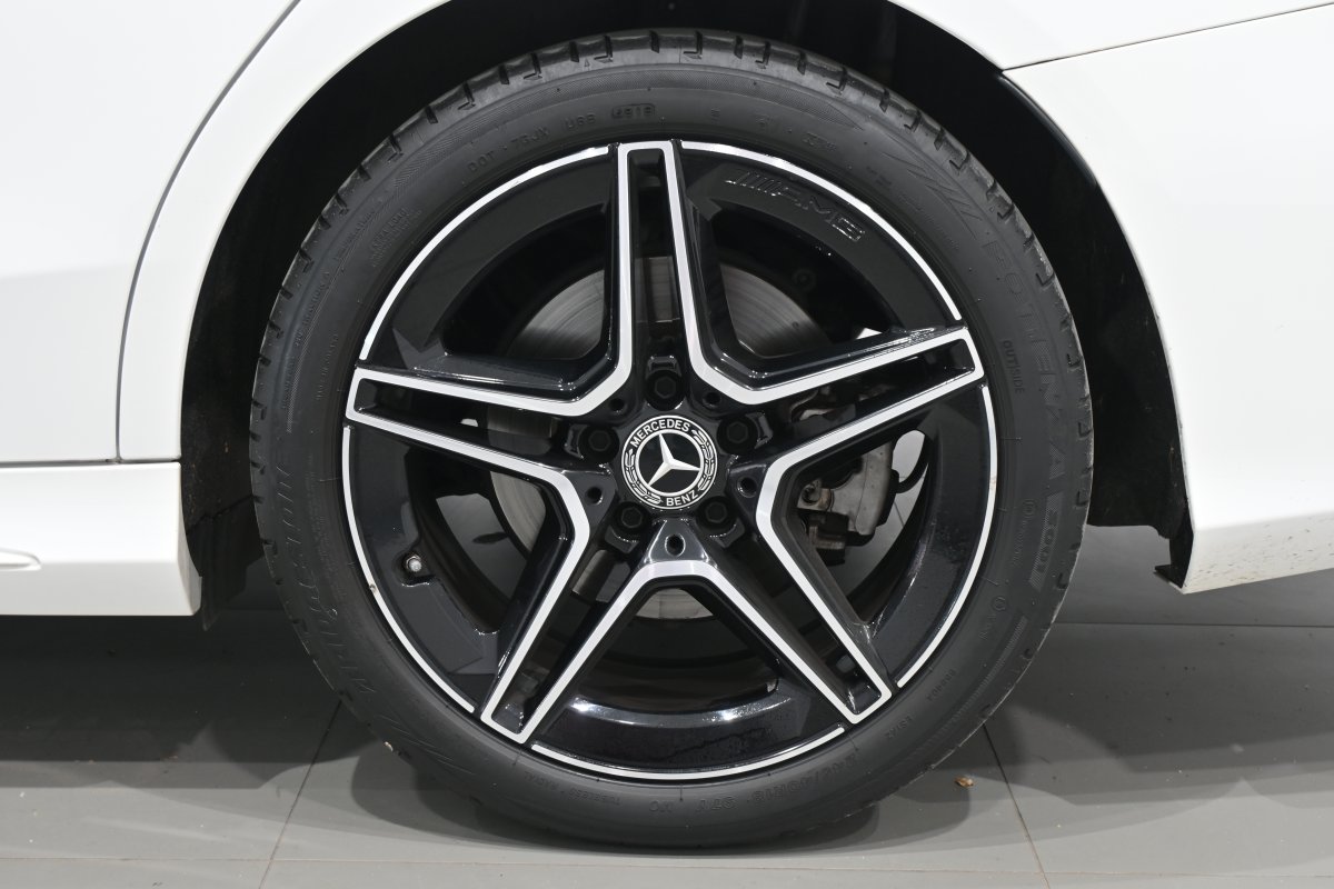 Foto Mercedes-Benz Clase C 32