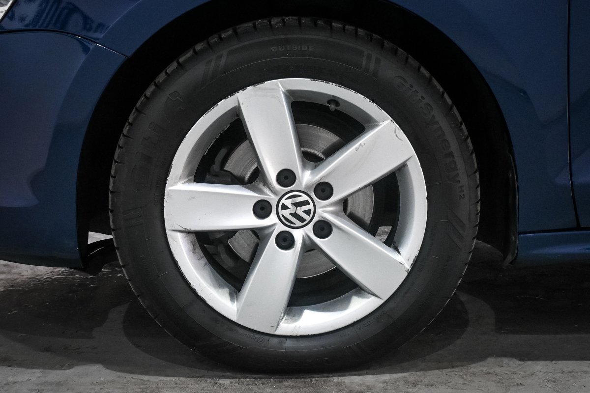 Foto Volkswagen Jetta 29