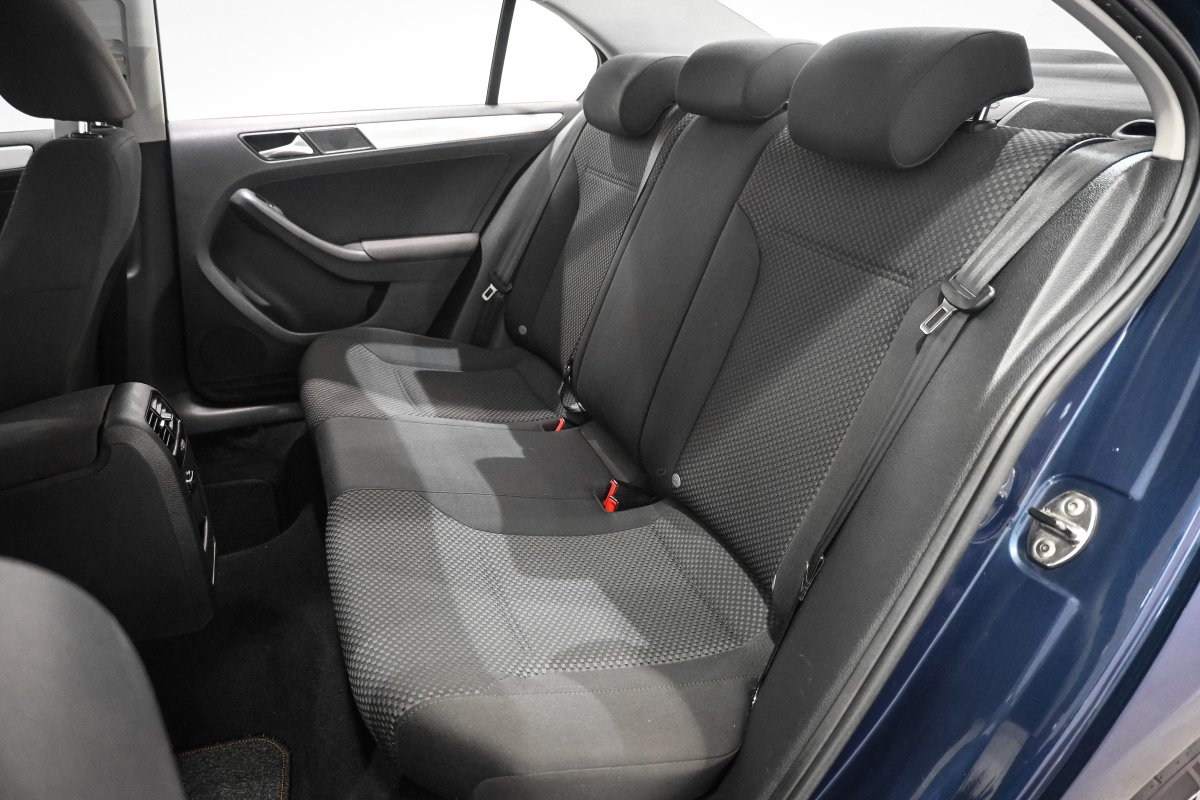Foto Volkswagen Jetta 12