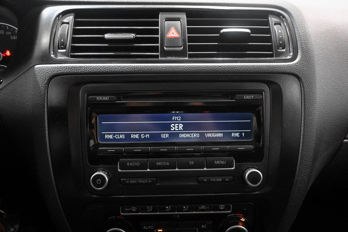 Foto Volkswagen Jetta 15