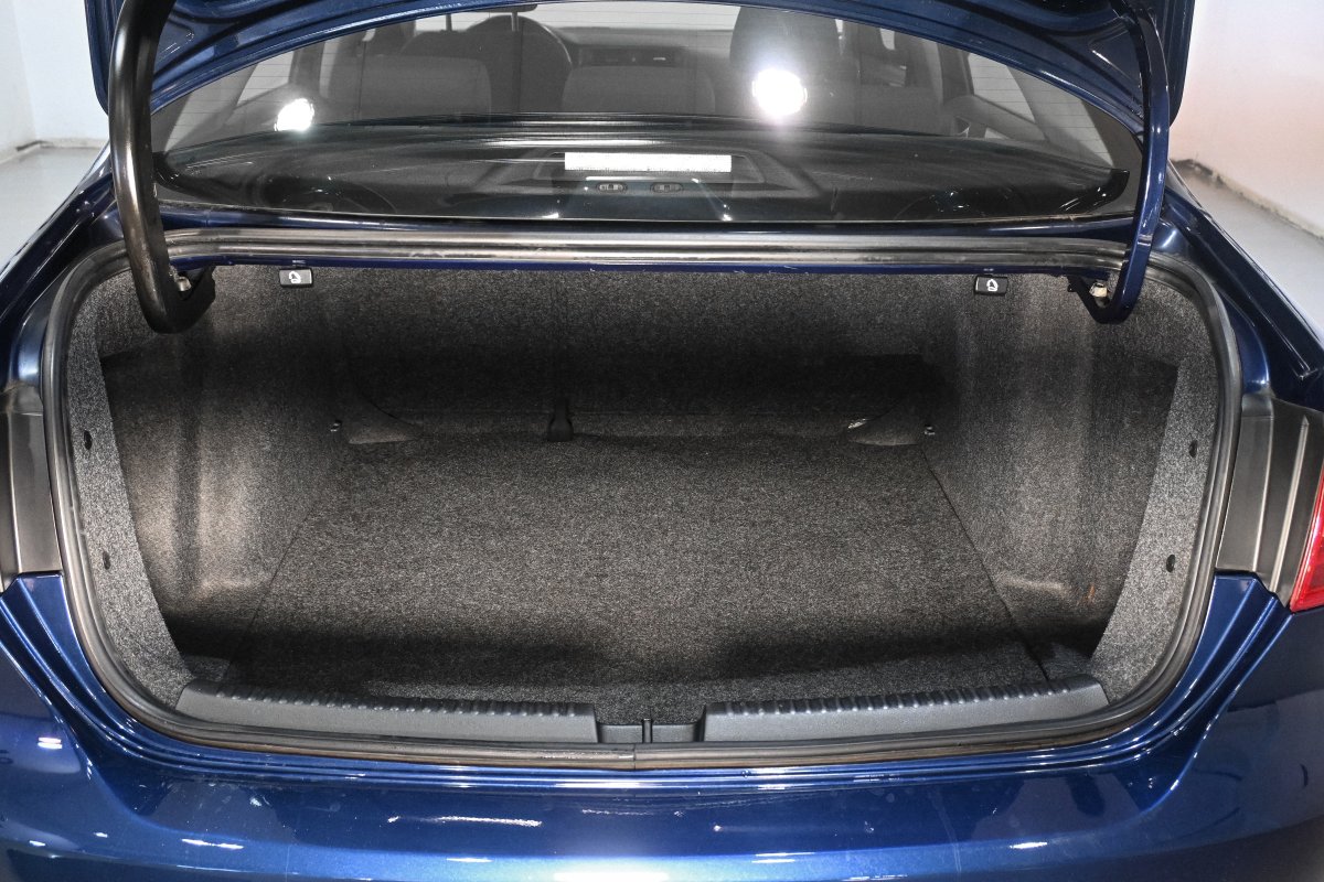 Foto Volkswagen Jetta 9