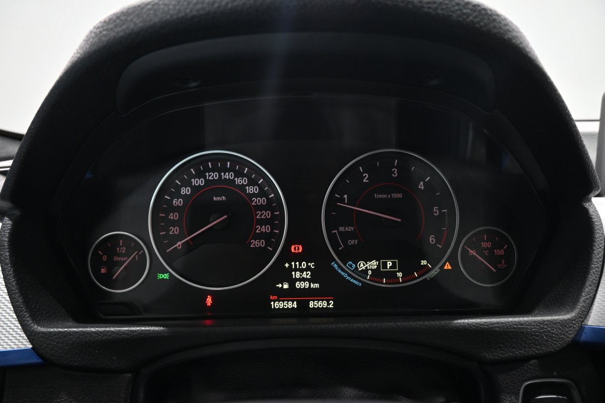 Foto Bmw 320dA XDRIVE 14