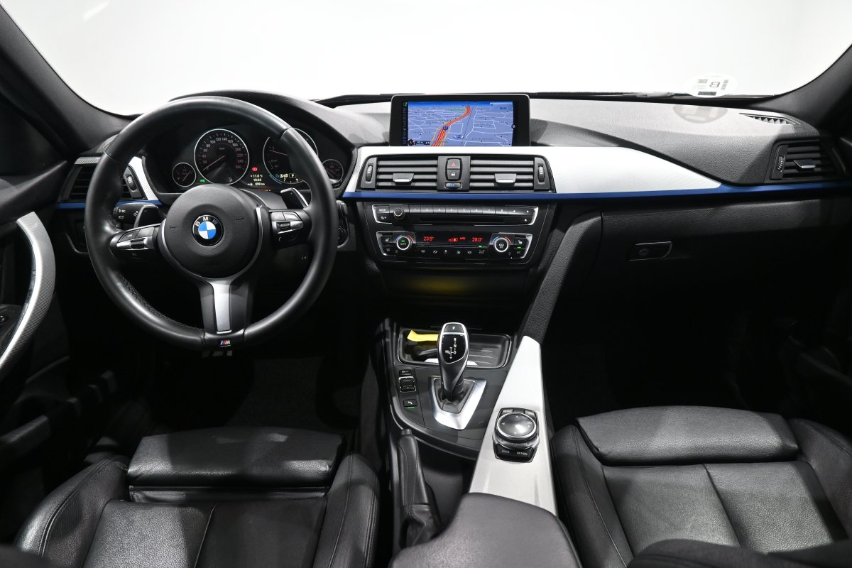 Foto Bmw 320dA XDRIVE 17