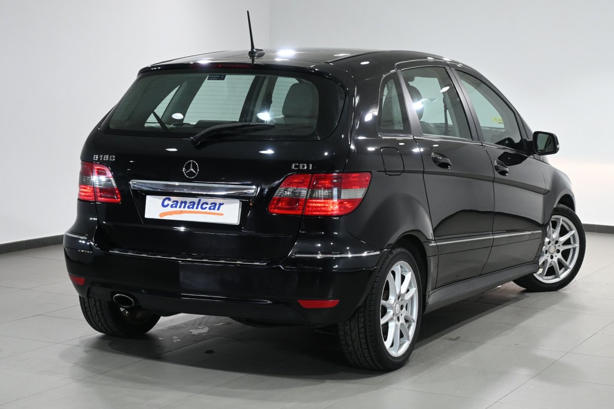 Foto Mercedes-Benz B 4