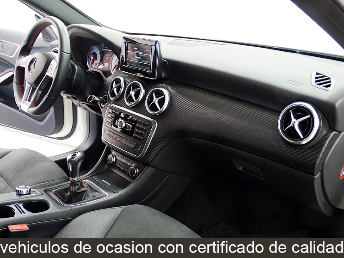 Foto Mercedes-Benz A 180 23