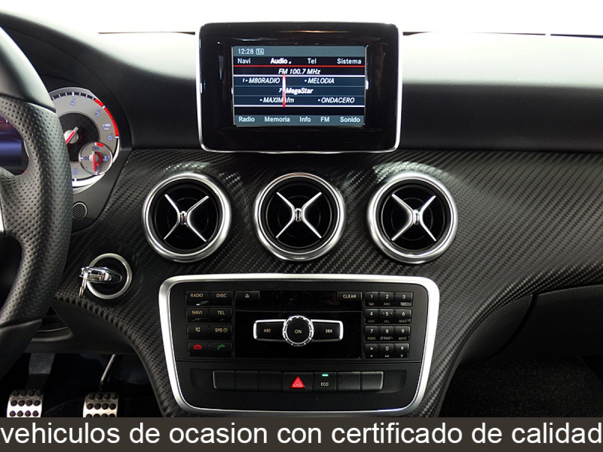 Foto Mercedes-Benz A 180 24