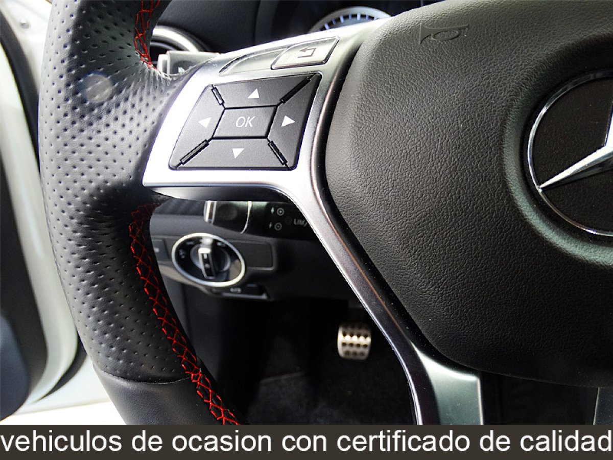 Foto Mercedes-Benz A 180 32