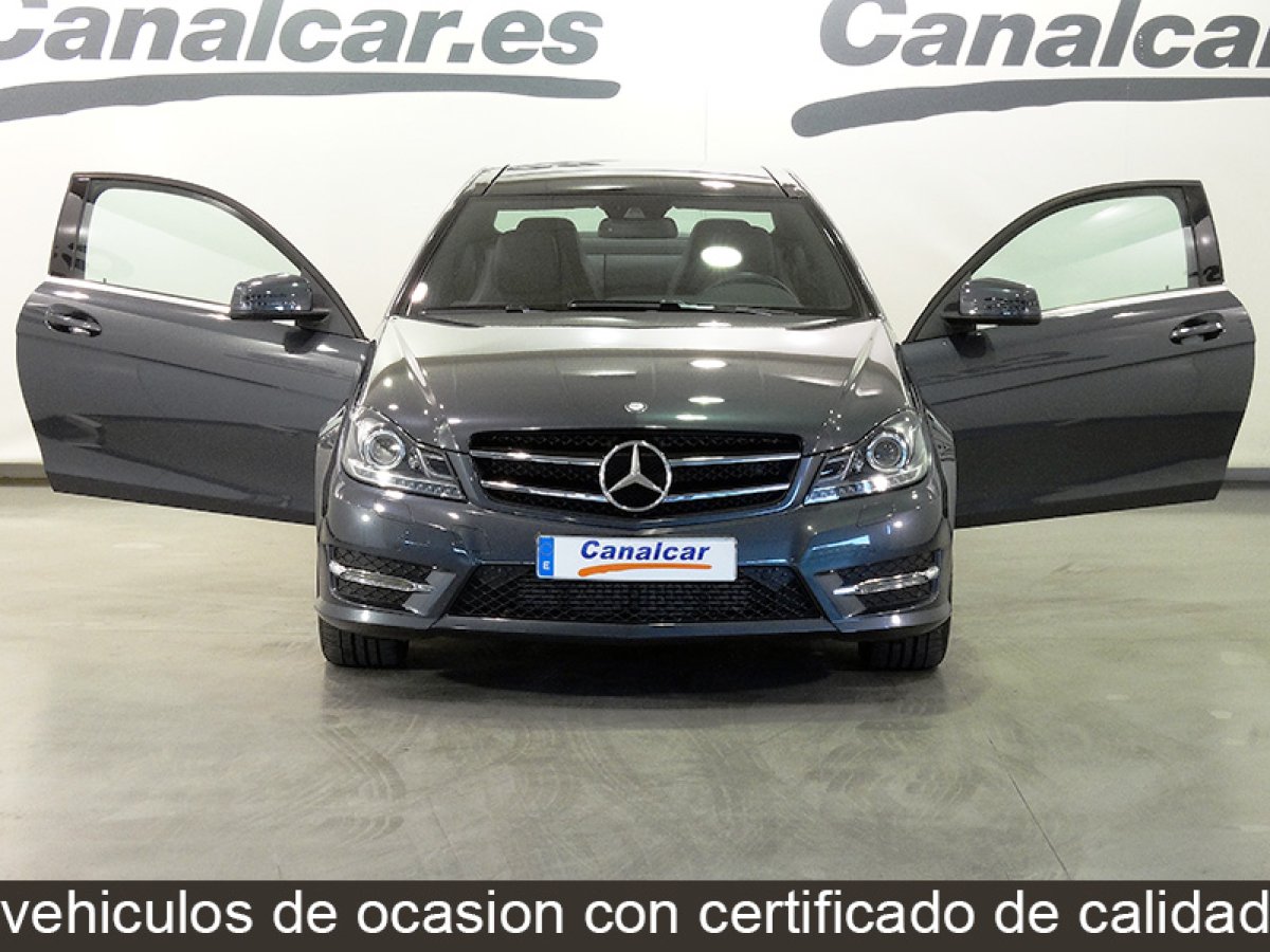 Foto Mercedes-Benz C 220 4