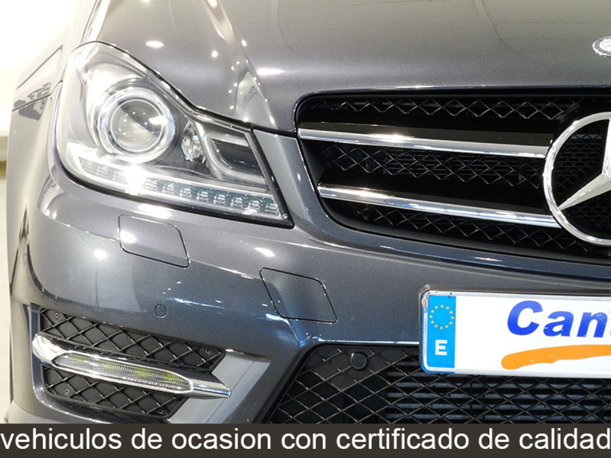 Foto Mercedes-Benz C 220 11