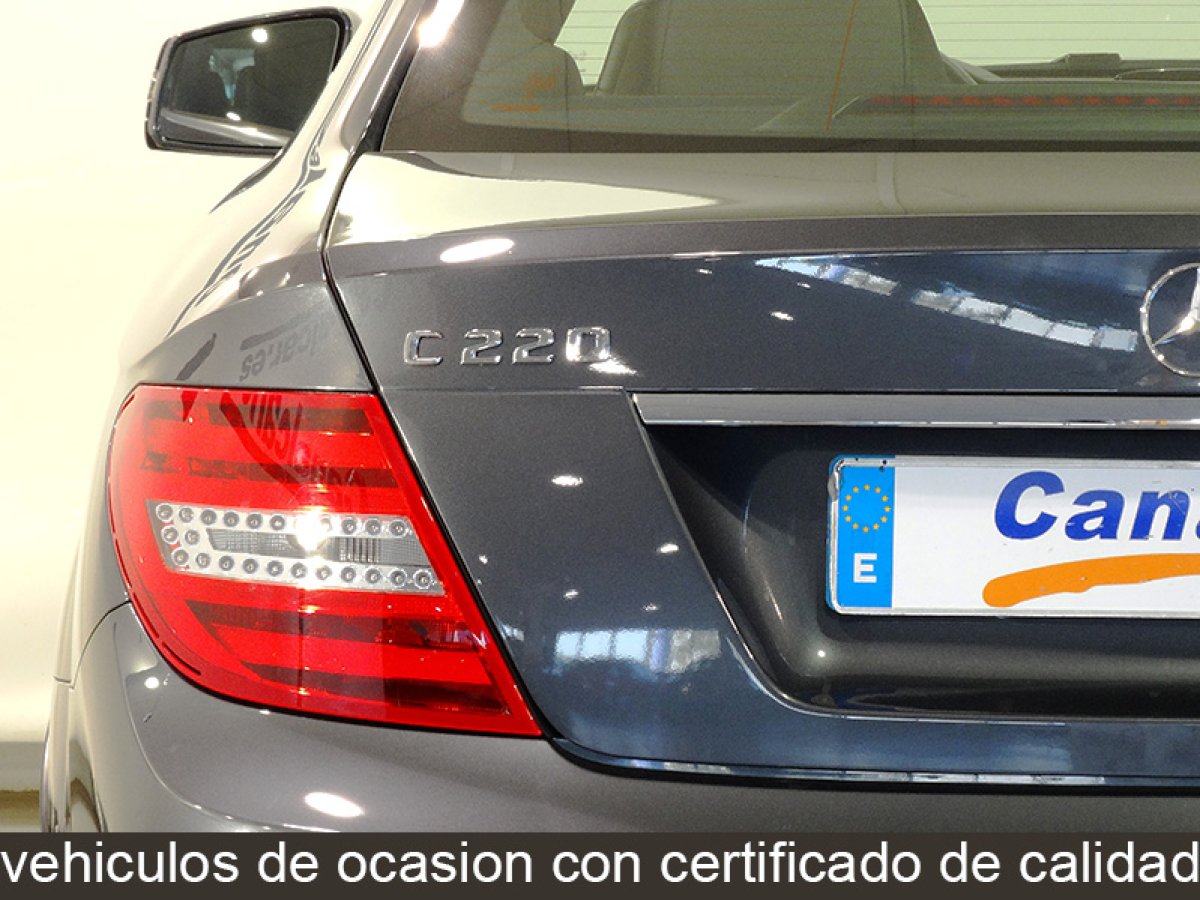 Foto Mercedes-Benz C 220 13