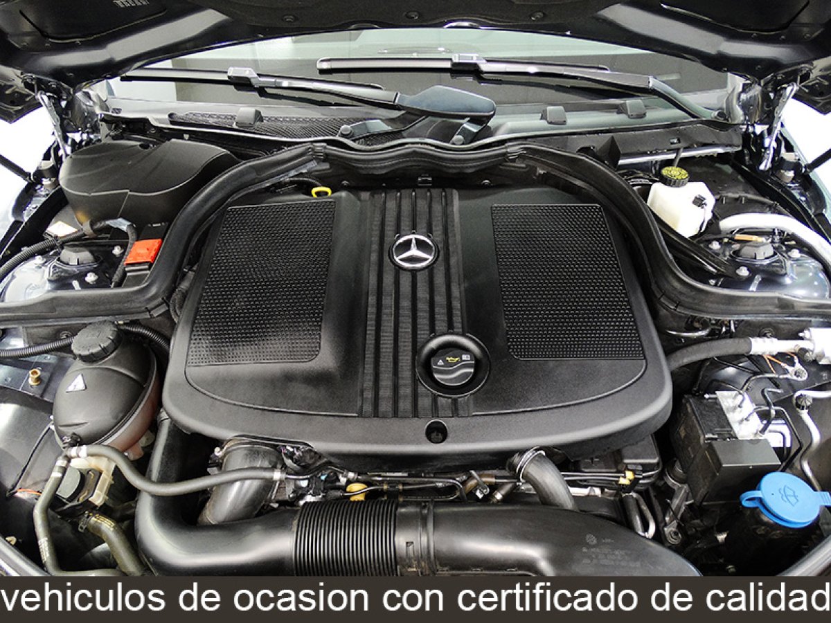 Foto Mercedes-Benz C 220 15