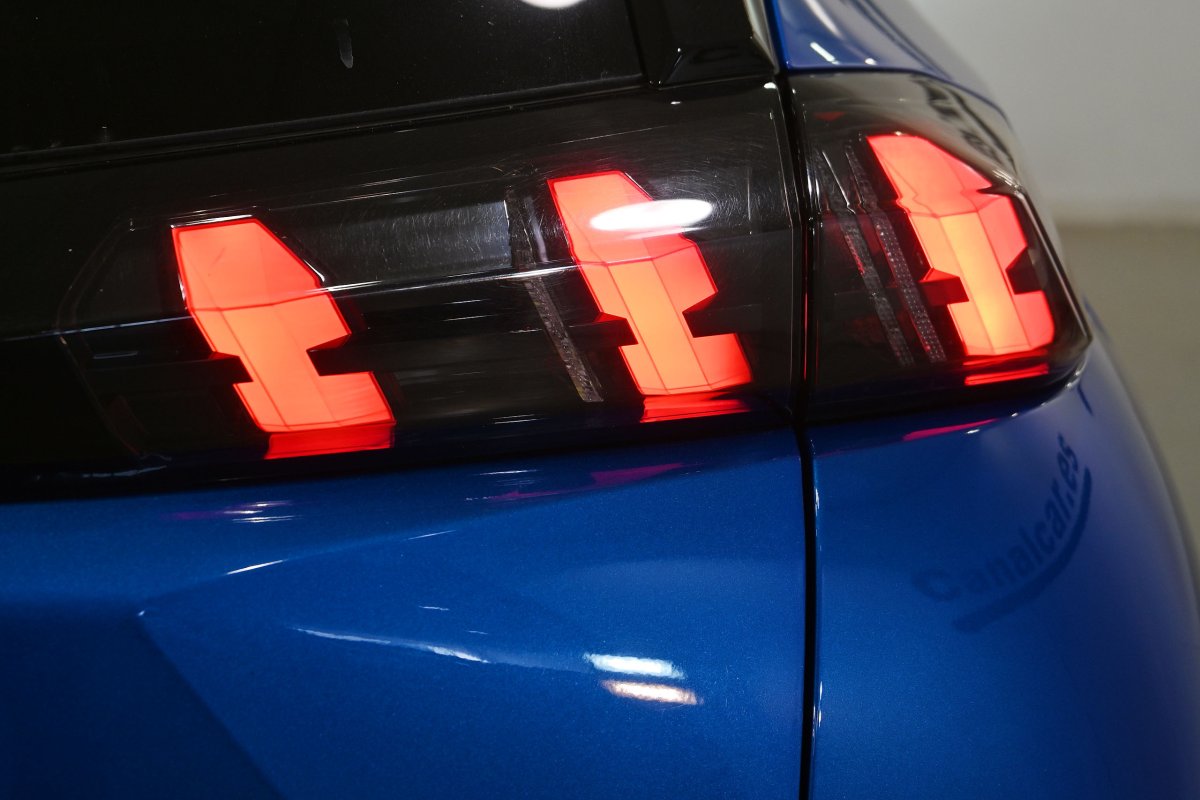 Foto Peugeot 2008 11