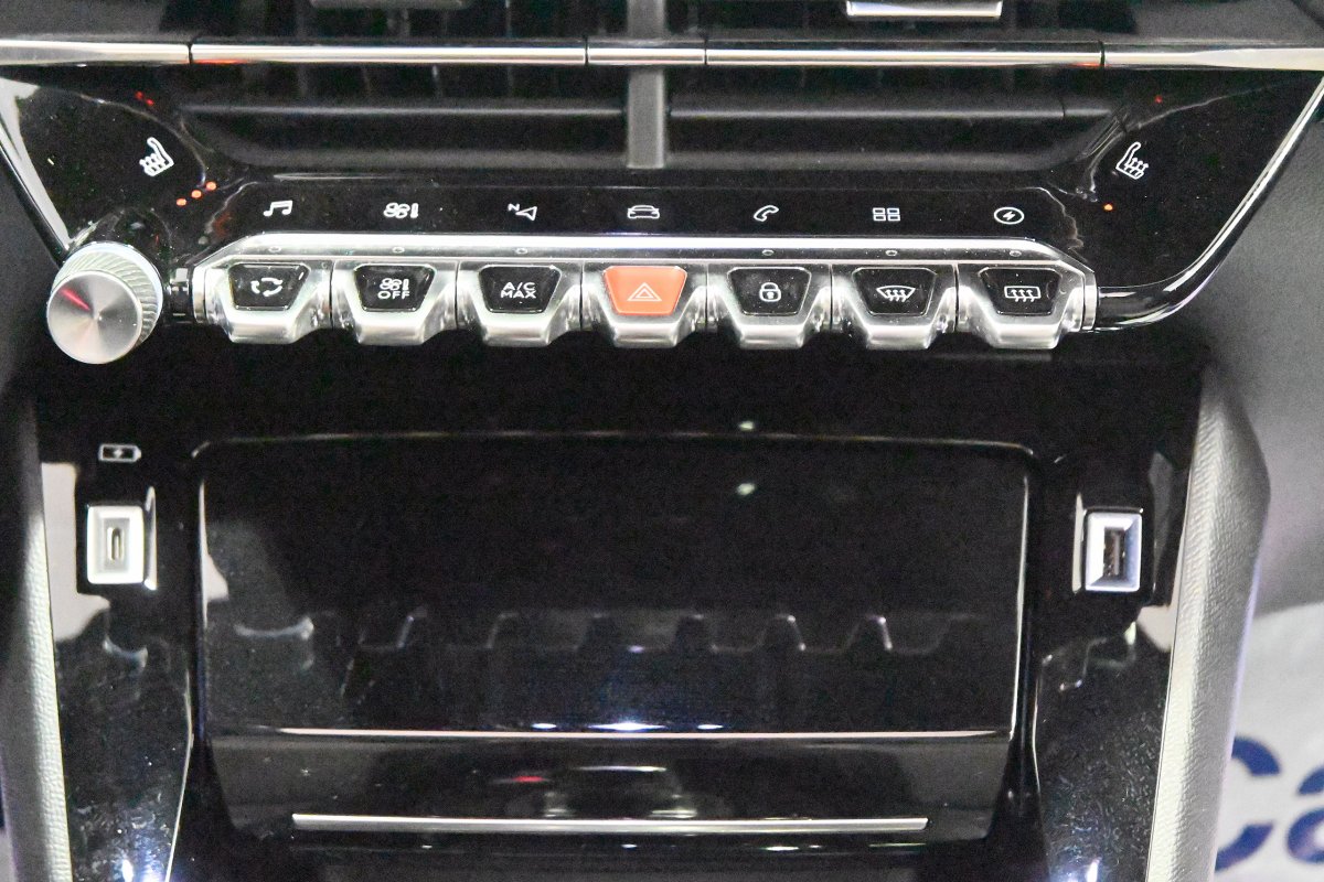 Foto Peugeot 2008 31