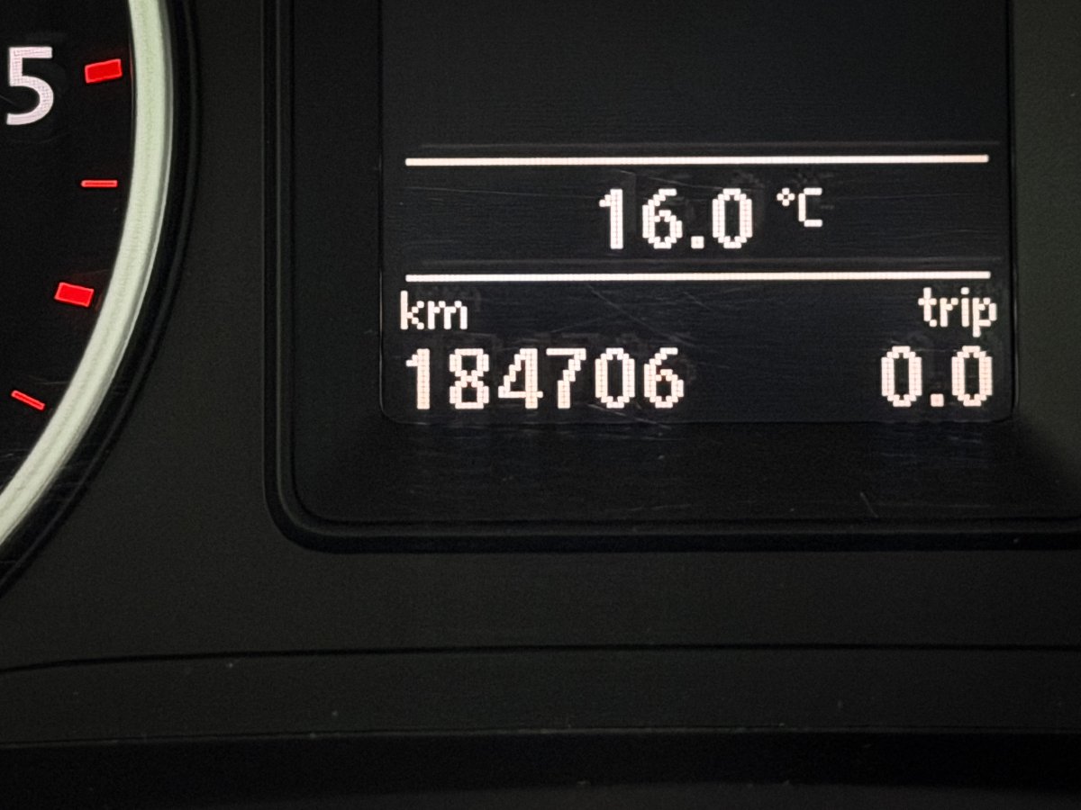 Foto Volkswagen Tiguan 13