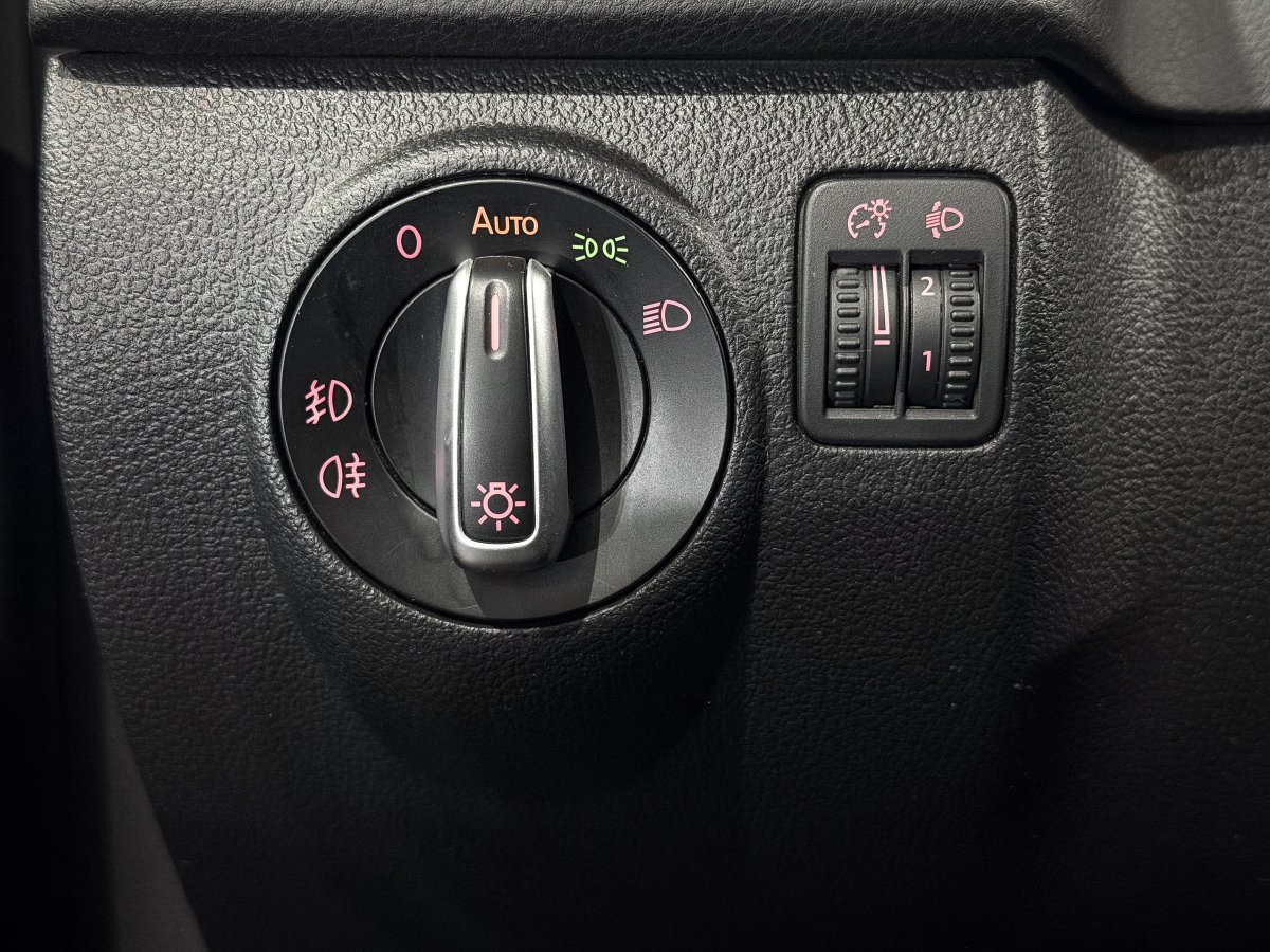 Foto Volkswagen Tiguan 26