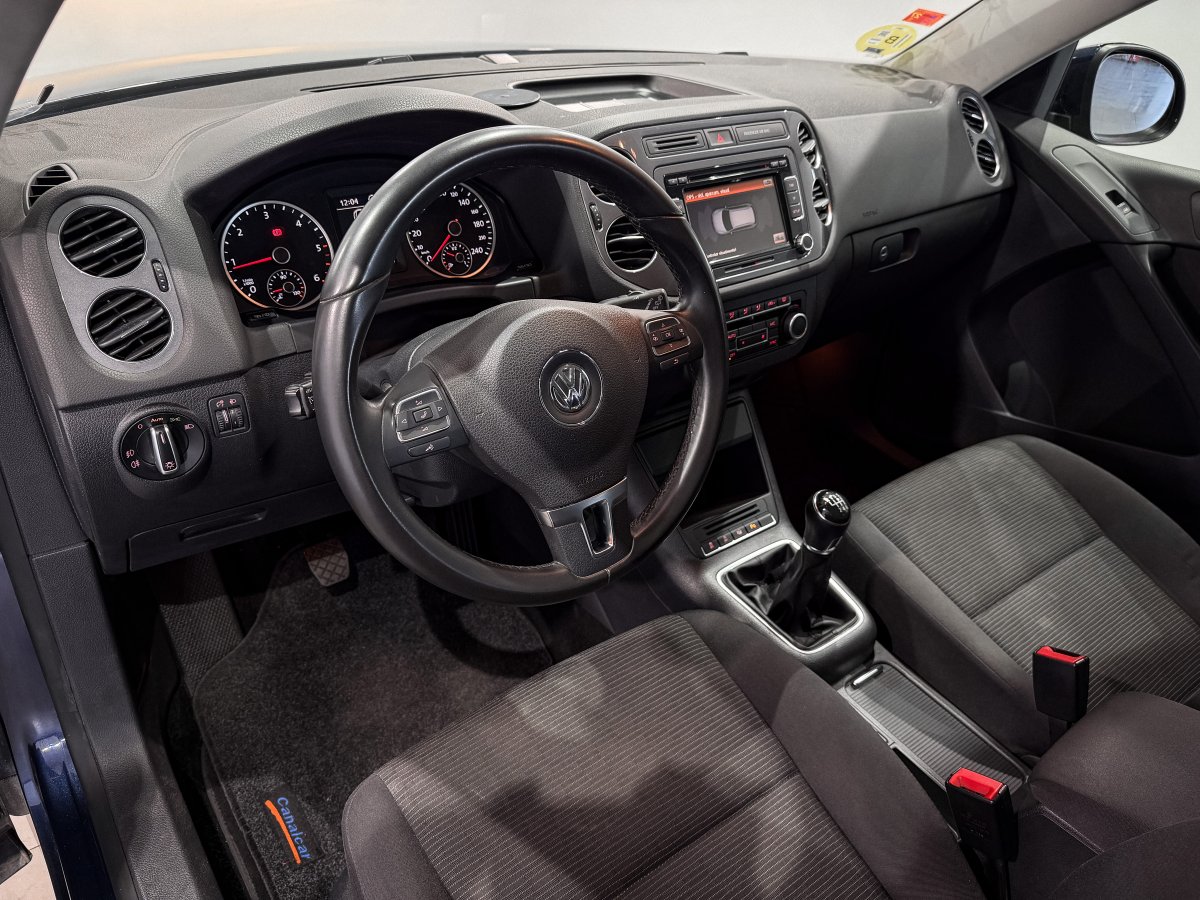 Foto Volkswagen Tiguan 9