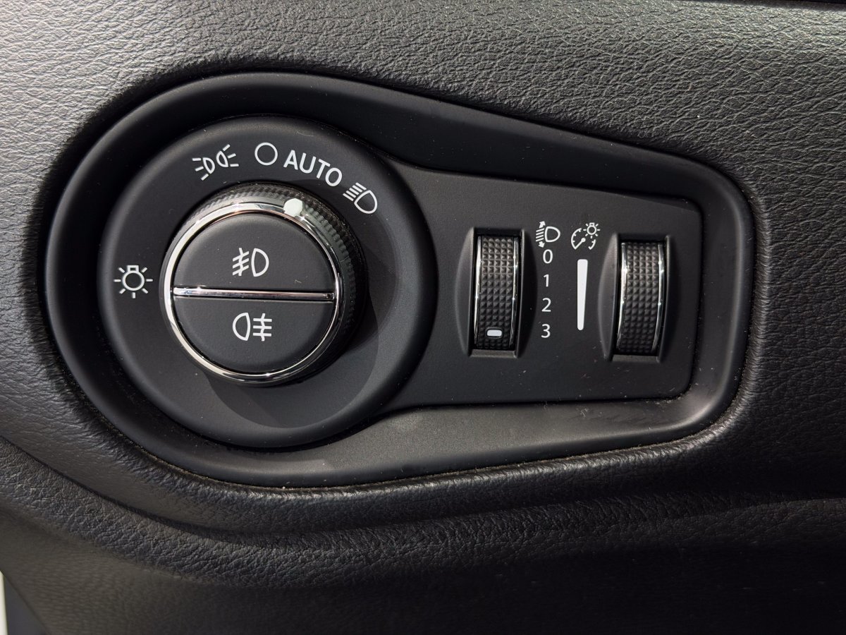 Foto Jeep Renegade 29