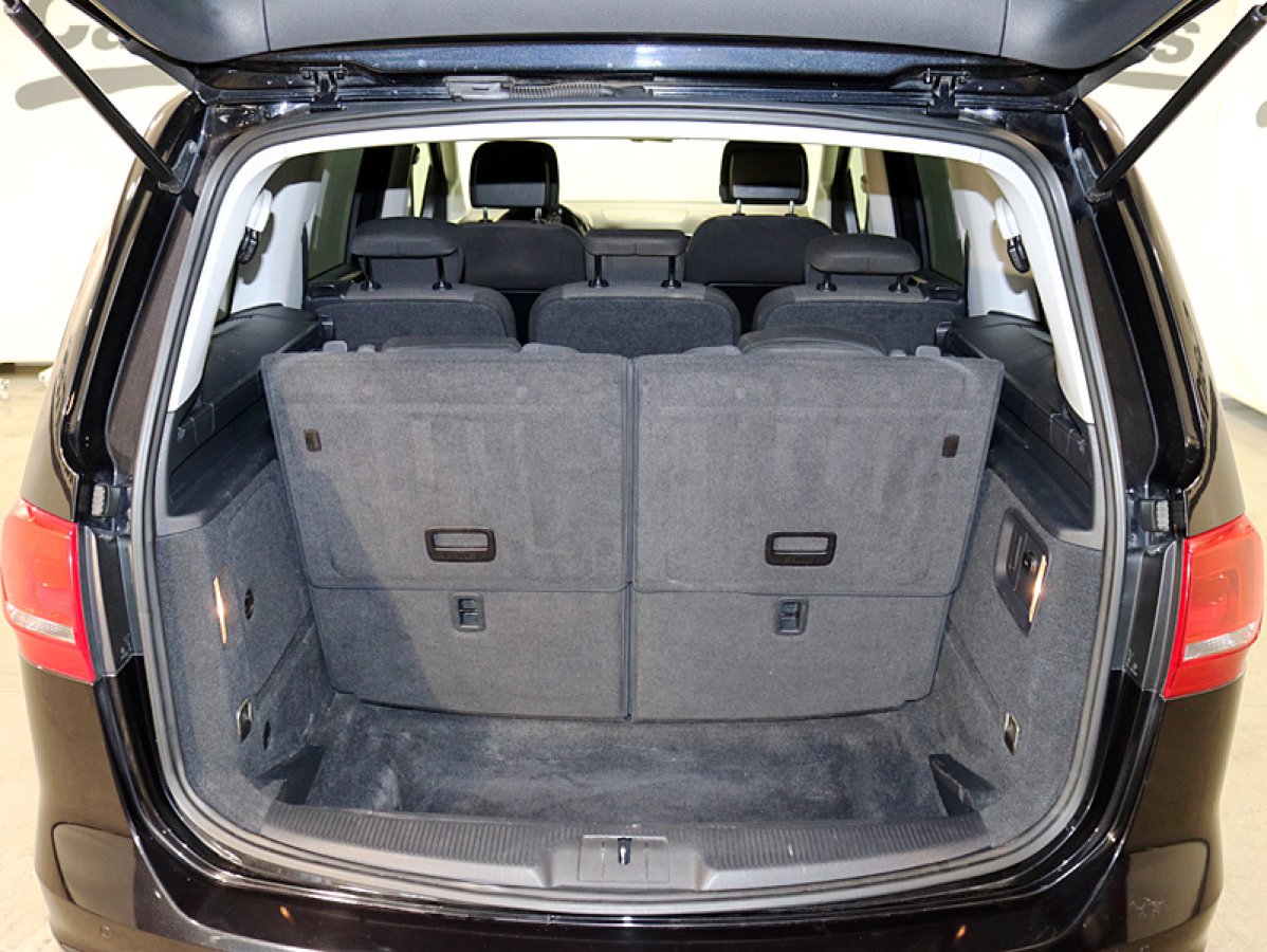 Foto Volkswagen Sharan 9