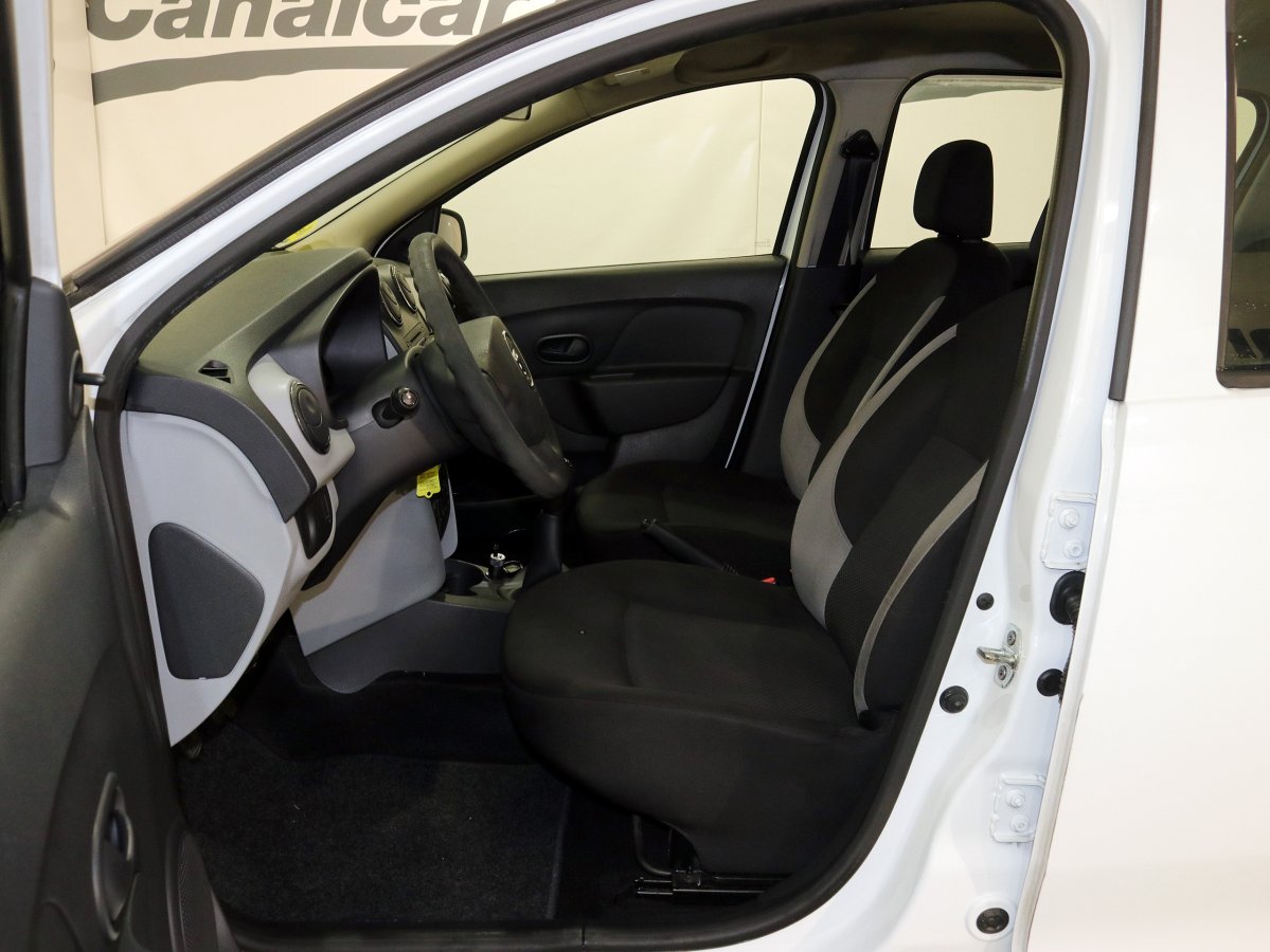Foto Dacia Sandero 11