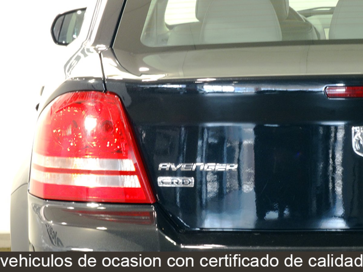 Foto Dodge Avenger 12