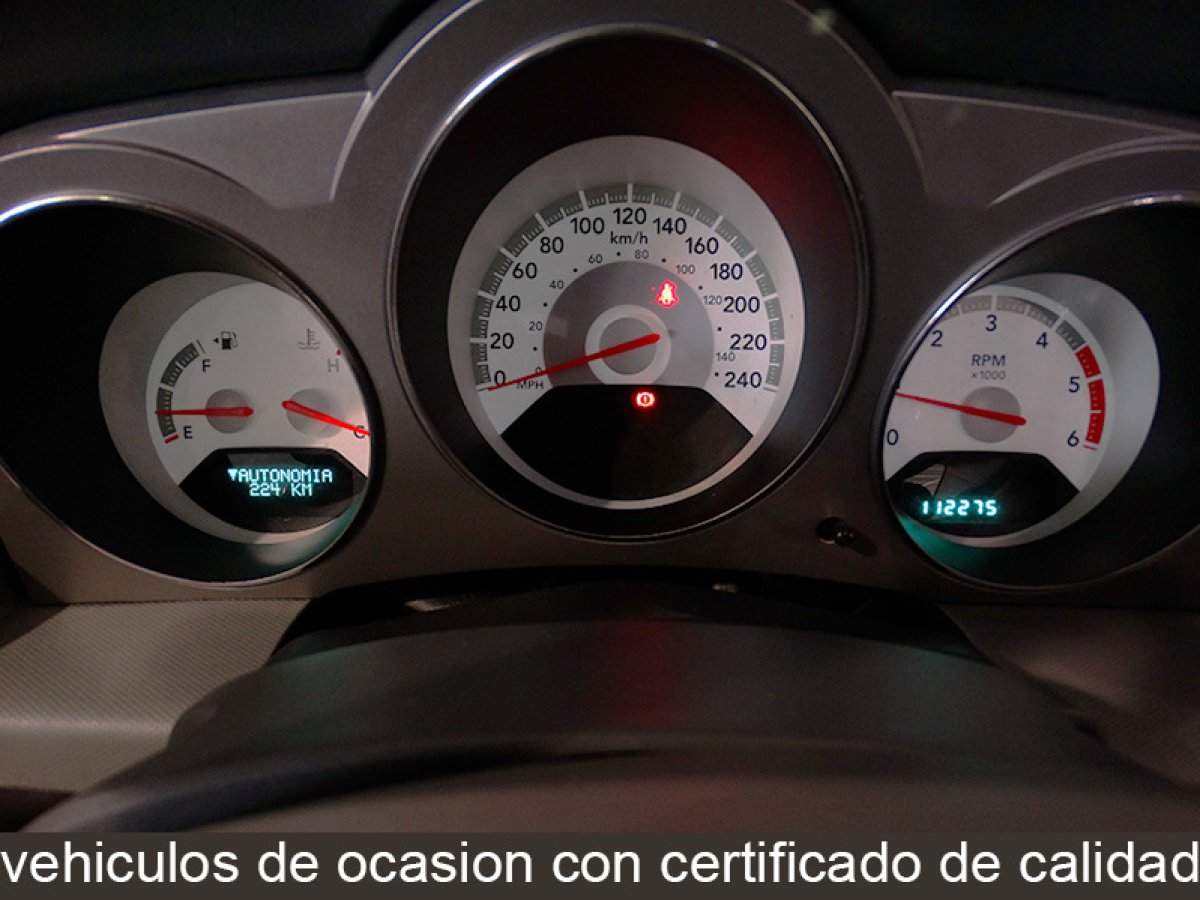 Foto Dodge Avenger 28