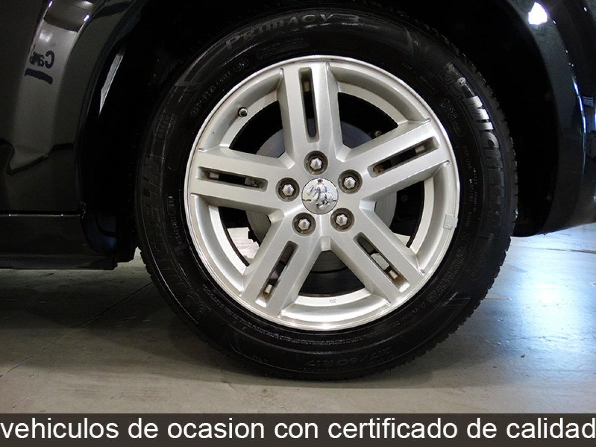 Foto Dodge Avenger 32