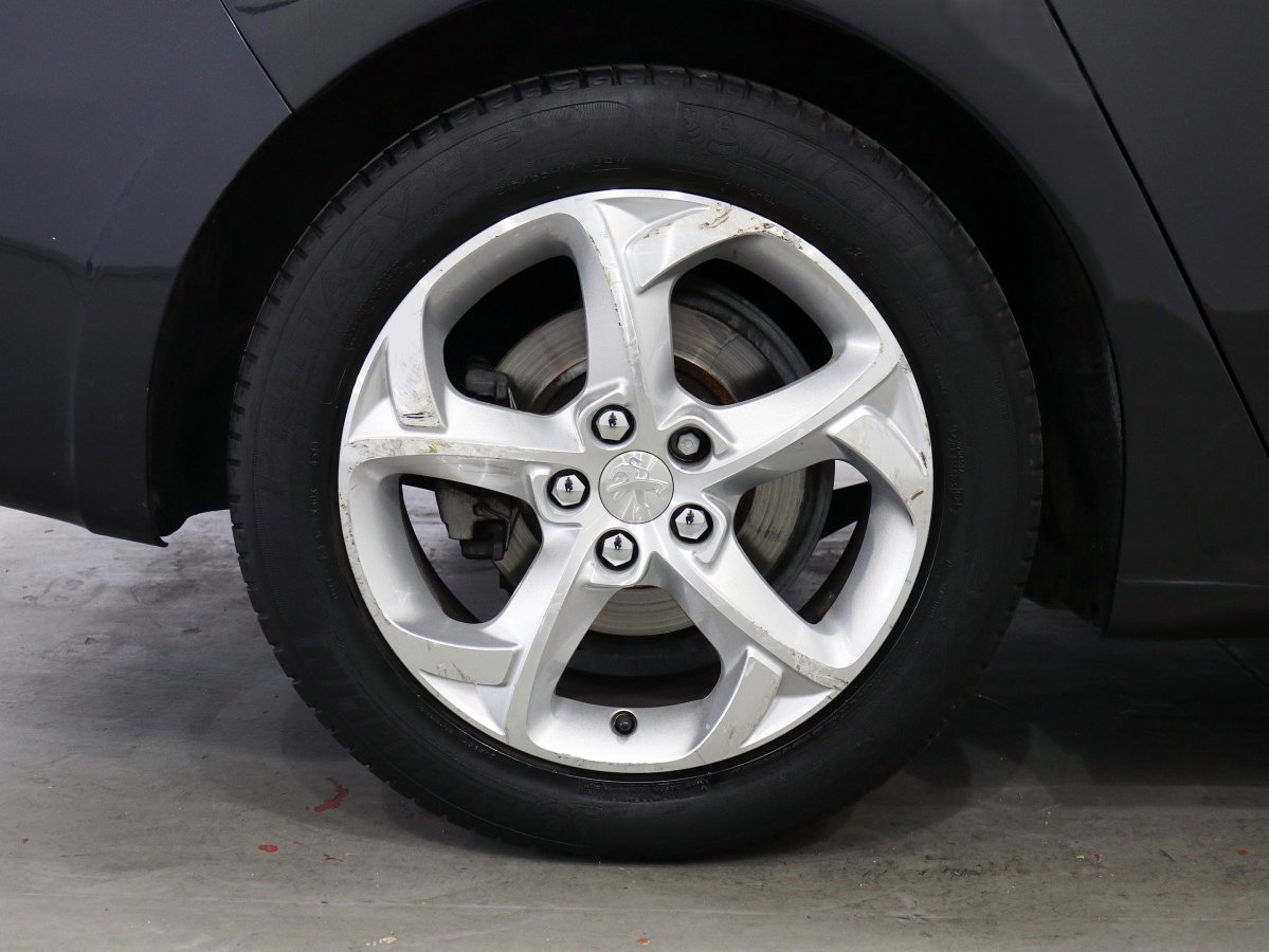 Foto Peugeot 508 24