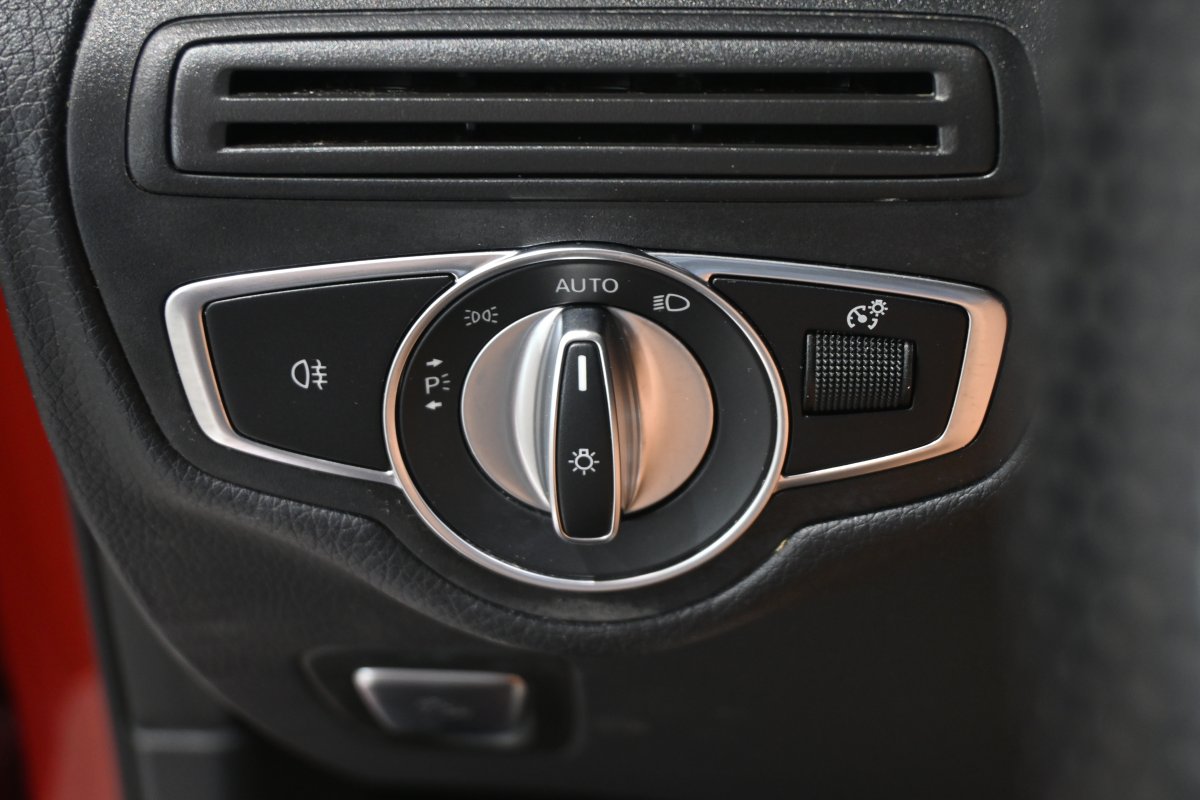 Foto Mercedes-Benz GLC 23