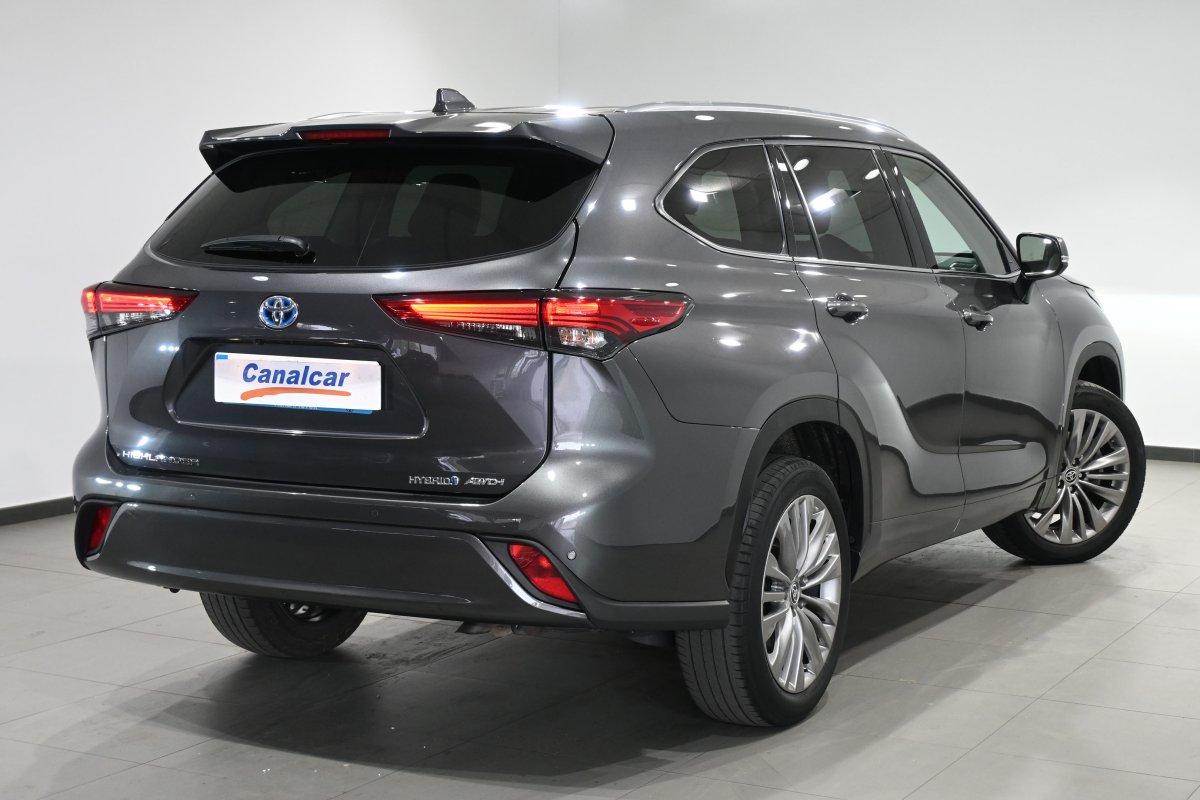 Foto Toyota Highlander 4