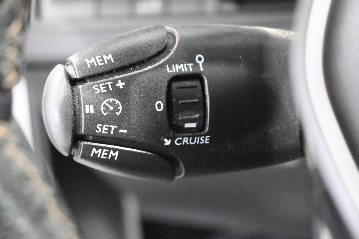 Foto Peugeot 5008 29